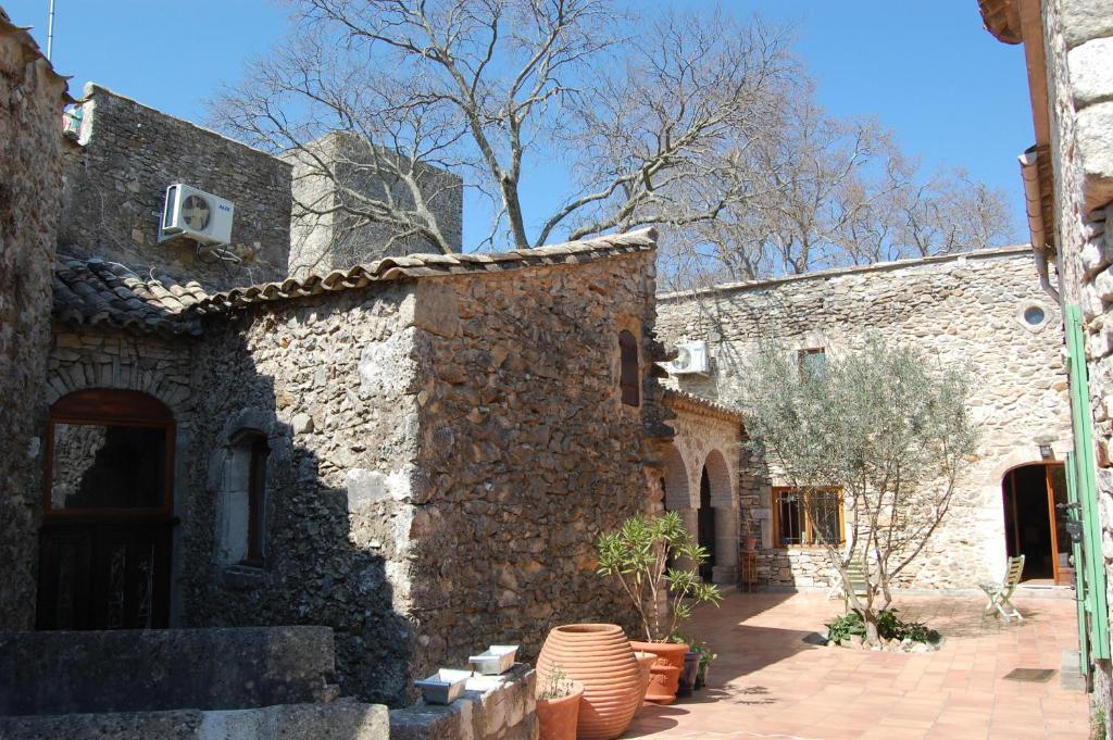 Hotel Le Prieure D'Orniols Goudargues Exterior foto